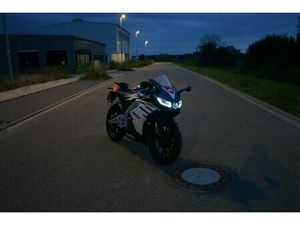 APRILIA RS 125 2023 SPACE WHITE