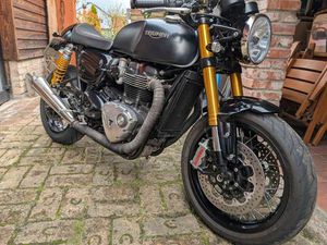 TRIUMPH THRUXTON 1200 R