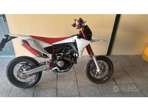 FANTIC MOTARD 125 - 2024