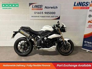 TRIUMPH SPEED TRIPLE 1050