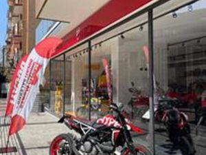 DUCATI HYPERMOTARD 950 RVE 2022