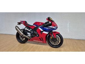 HONDA CBR 1000 RRR 2024