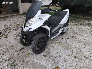 ? QUADRO 350D – SCOOTER 3 ROUES – 2012 – 48 050 KM ?