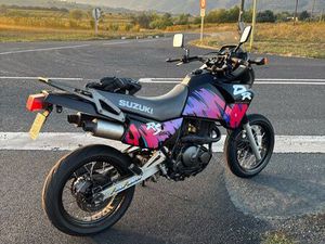 SUZUKI DR650 RSE SUPERMOTARD