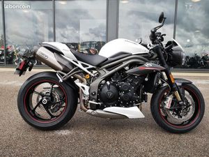 TRIUMPH SPEED TRIPLE 1050 RS
