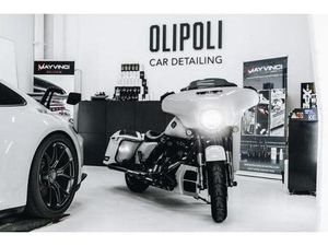 ② HARLEY DAVIDSON STREET GLIDE CVO