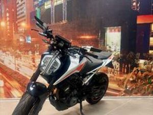 KTM 390 DUKE