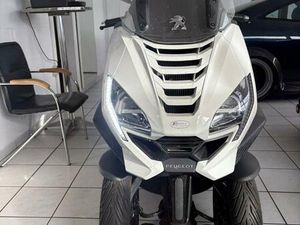 PEUGEOT METROPOLIS 400I ALLURE , ABS, NAVI, TOPCASE, 2900 KM