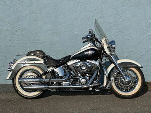 HARLEY-DAVIDSON FLSTN SOFTAIL DELUXE *KLAPPENAUSPUFF*5HD1*1.HAND