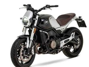 QJ MOTOR QJ SRV 550 (PROMPT) NAKED BIKE