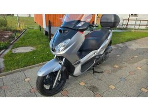 YAMAHA YP 125 X-MAX