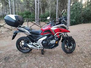 HONDA NC 750 ROSSO