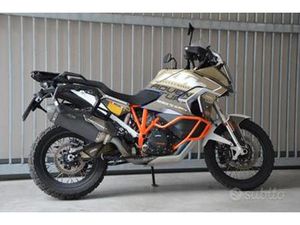 KTM 1290 SUPER ADVENTURE