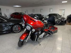 HARLEY-DAVIDSON STREET GLIDE