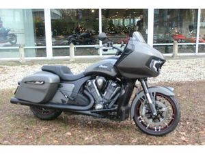 ② INDIAN DARK HORSE CHALLENGER DARK HORSE