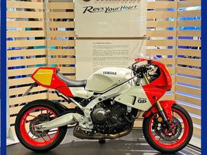 YAMAHA XSR900 GP 1.HAND * BESTZUSTAND