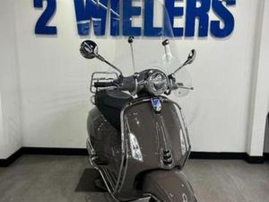 VESPA PRIMAVERA 05-2022 CAPPUCCINO CUSTOM IN NIEUWSTAAT — SCOOTERS | VESPA — MARKTPLAATS