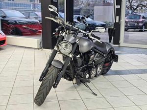 YAMAHA XV1700 ROAD STAR WARRIOR