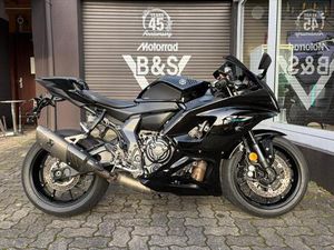 YAMAHA R7 YZF-R7 AKRAPOVIC 1 HAND INSPEKTION NEU