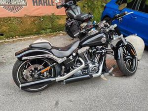 HARLEY-DAVIDSON SOFTAIL BREAKOUT - 2015