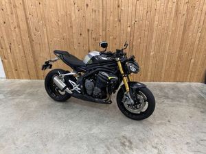 TRIUMPH SPEED TRIPLE 1200 RS 2025 1160 CM3 | MOTO ROADSTER | 3 300 KM | GRIS | 26000 VALENCE