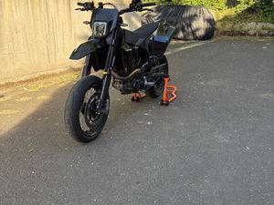 HUSQVARNA 701 SUPERMOTO