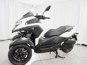 YAMAHA TRICITY 300 2025 AUTOFÜHRERSCHEIN DER KLASSE 3