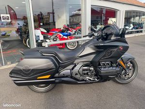 HONDA GL1800 GOLD WING BAGGER 50ÈME ANNIVERSAIRE