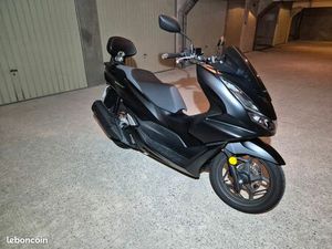 SCOOTER HONDA PCX 125