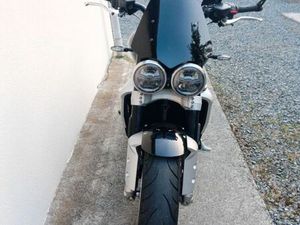 MOTO TRIMPH ROCKET 3 R