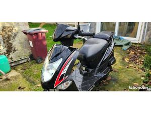 SCOOTER KYMCO 50CM3