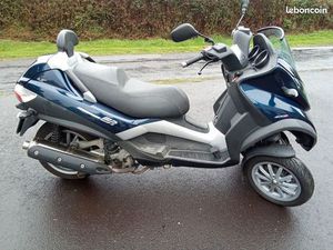 PIAGGIO MP3