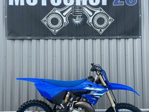 YAMAHA YZ 125 2025 - 13H - ÉQUIPÉE GYTR / LIGNE / SUSPENSIONS JCS