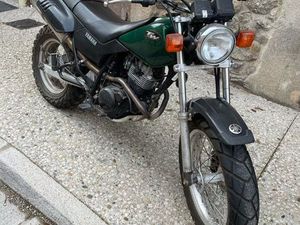 VEND YAMAHA 125 TW