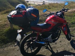 HONDA CBF 125 2019 AVEC TOP CASE