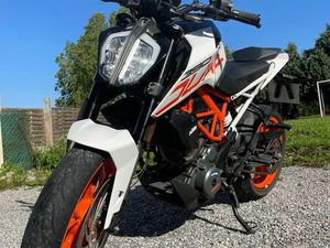 KTM 390 DUKE TRÈS BON ÉTAT