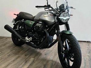MOTO GUZZI V7 850 CENTENARIO A2