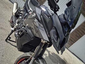 BMW XR 1000 PACK M CARBONE