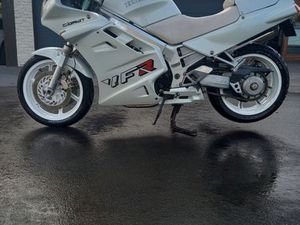 MOTO HONDA VFR 750 CARAT