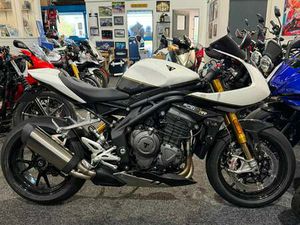USED TRIUMPH SPEED TRIPLE 1200 RR FOR SALE IN DERBY