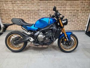 YAMAHA - XSR900