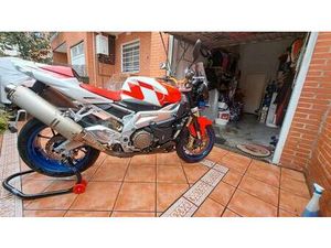 APRILIA - TUONO 1000R V2