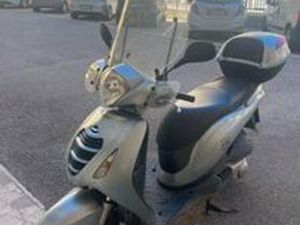 SCOOTER PS 150