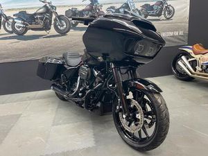 HARLEY DAVIDSON ROAD GLIDE M8 CLUBSTYLE FLTRX CVO ST STYLE