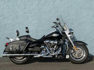 HARLEY-DAVIDSON ROAD KING CLASSIC *KLAPPENAUSPUFF*5HD1