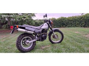 YAMAHA TW 125