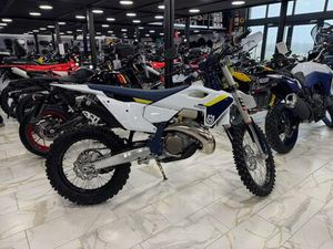 HUSQVARNA TE250 TBI 250 CM3 / 2025 / AKCIJA 9990 EUR, 2025 GOD.