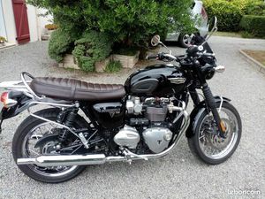 MOTO TRIUMPH BONNE VILLE T120