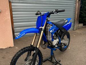 CROSS YZ 85