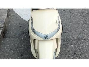 VENDO PEUGEOT TWEET 125 PRO (2010 - 16) USATA A MILANO (CODICE 9876167) - MOTO.IT